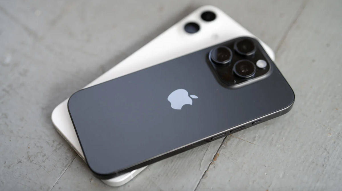 iPhone Users Report Touch-Screen Issues After Updating to iOS 18