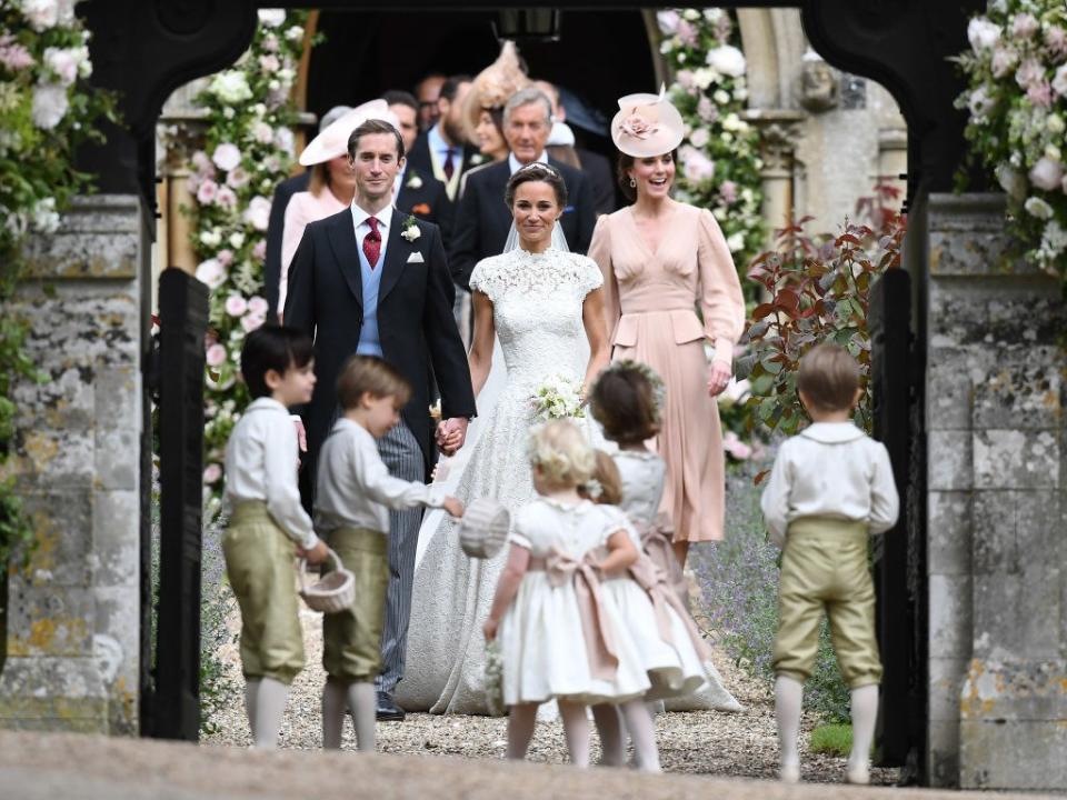 On Saturday, glimpses of Pippa Middleton's wedding invitations started circulating around on social media.