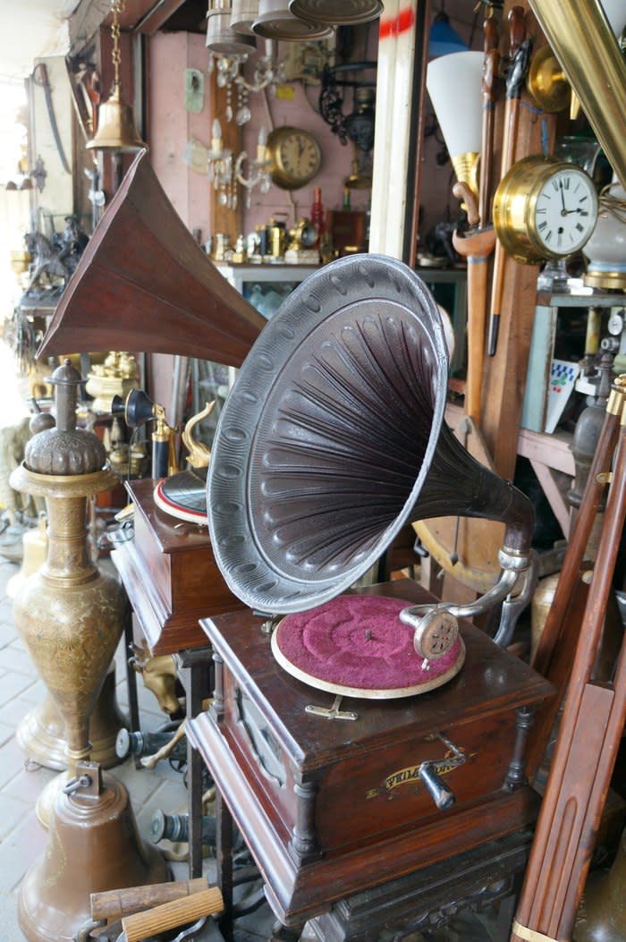 Jalan Surabaya: The flea market, established in the 1960s, offers various antique items, ranging from furniture, electronics, cutlery and musical instruments to rare books.