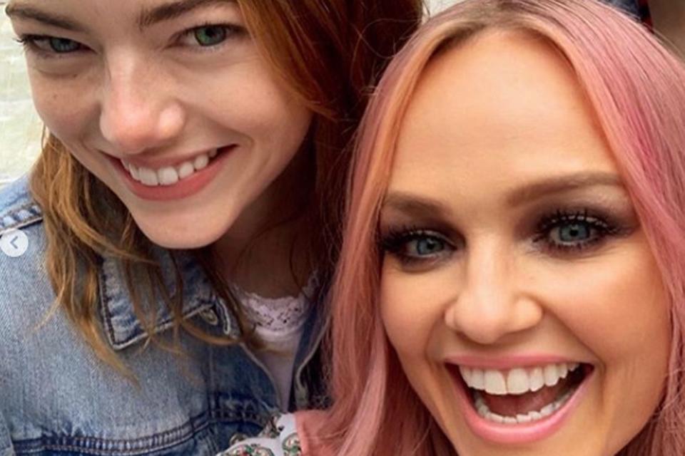 Fan: Emma Stone met the group earlier this month (@emmabunton)