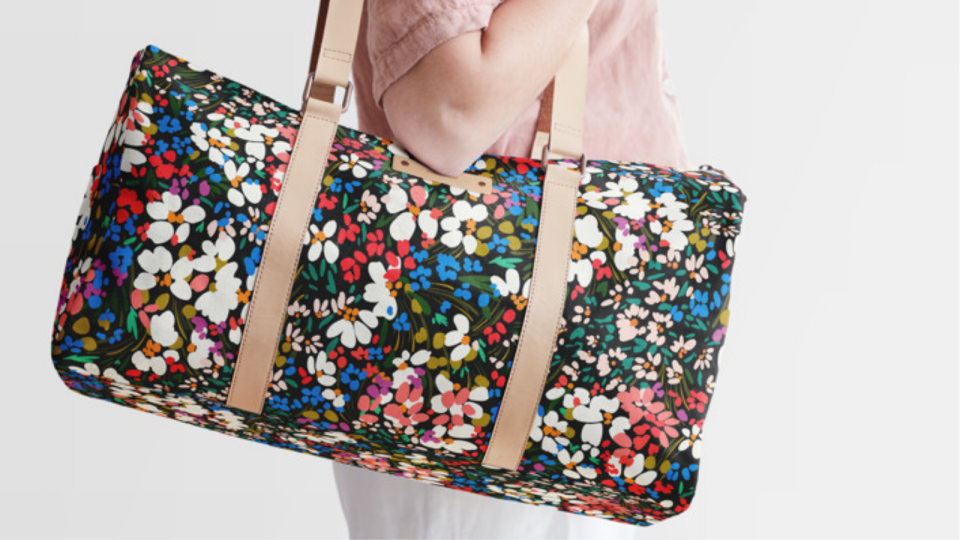 How pretty is this floral pattern?