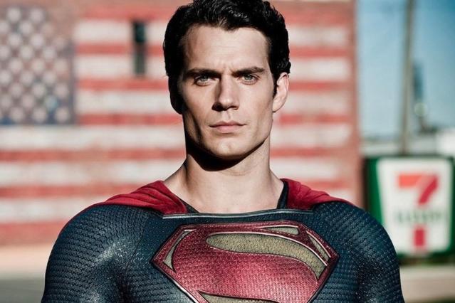 Henry Cavill confirma em seu Instagram que não será mais o