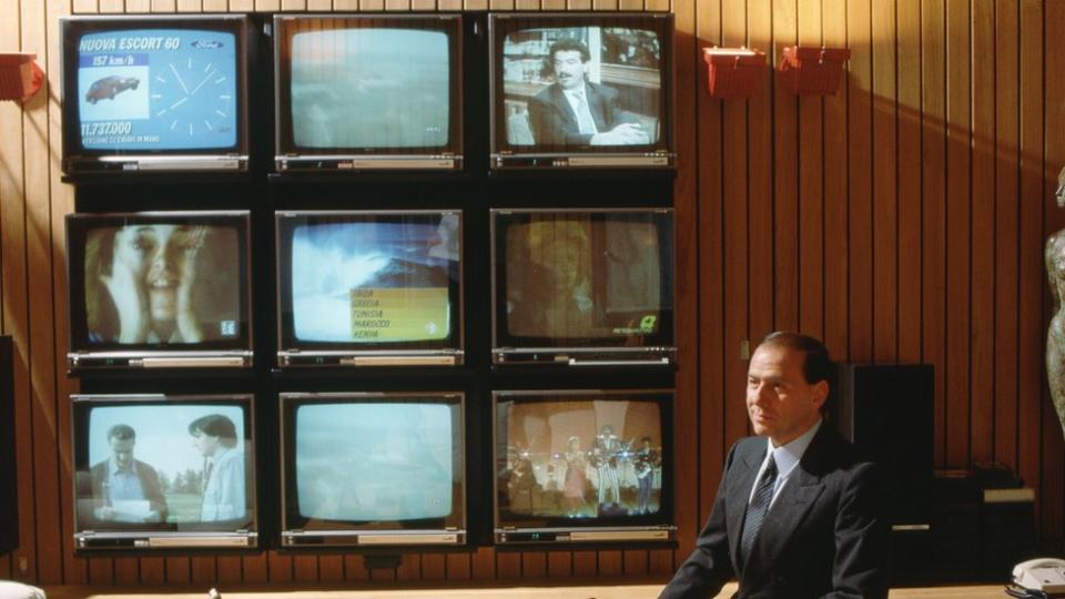 貝盧斯科尼決定把觀眾的喜好放在首位，在意大利一手創造了商業電視台（1986年資料照片）。