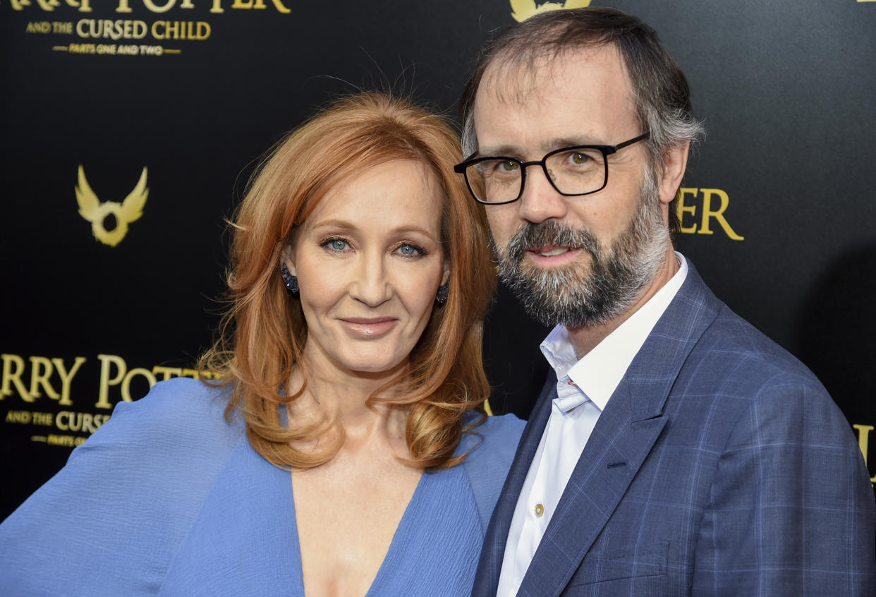 Rowling said her doctor husband, Neil Murray, recommended her treatment. (Photo: Evan Agostini/Invision/AP)