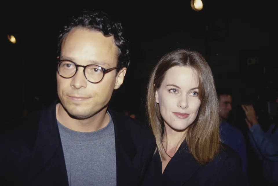 Der italienischstämmige kanadische Filmregisseur Marco Brambilla (links) bei der L.A.-Premiere von „Demolition Man“ im Jahr 1993. (Vinnie Zuffante/Michael Ochs Archives/Getty Images)