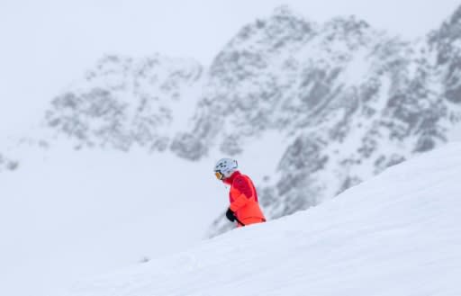 The project to connect two glaciers, Oetztal and Pitztal through a new ski area in western Austria, will add more than 64 hectares (160 acres) of slopes to the current 120 hectares