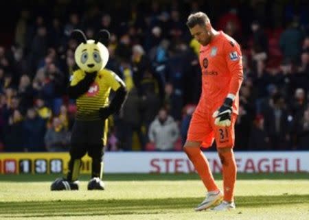 Britain Football Soccer - Watford v Aston Villa - Barclays Premier League - Vicarage Road - 30/4/16 Aston Villa's Mark Bunn looks dejected after the game Reuters / Toby Melville Livepic