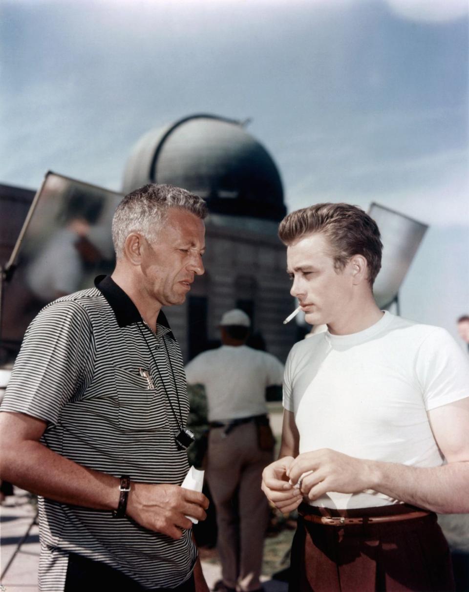 <p>Dean is seen discussing his role in <em>Rebel Without a Cause </em>on set during one of the film's most pivotal scenes with director Nicholas Ray. </p>