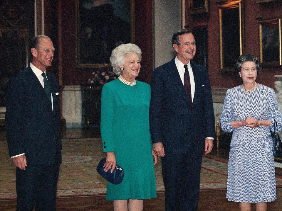 george hw bush queen elizabeth