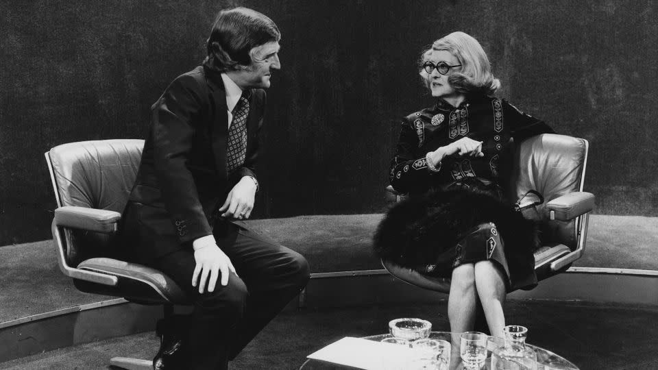 Michael Parkinson interviewing actress Bette Davis in October 1975. - Don Smith/Radio Times/Getty Images