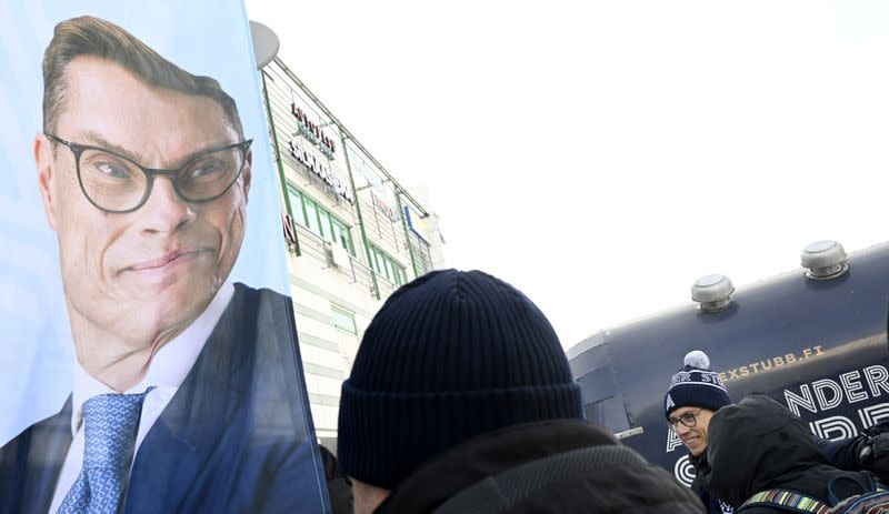 Presidential candidate Alexander Stubb continues campaign in Vantaa