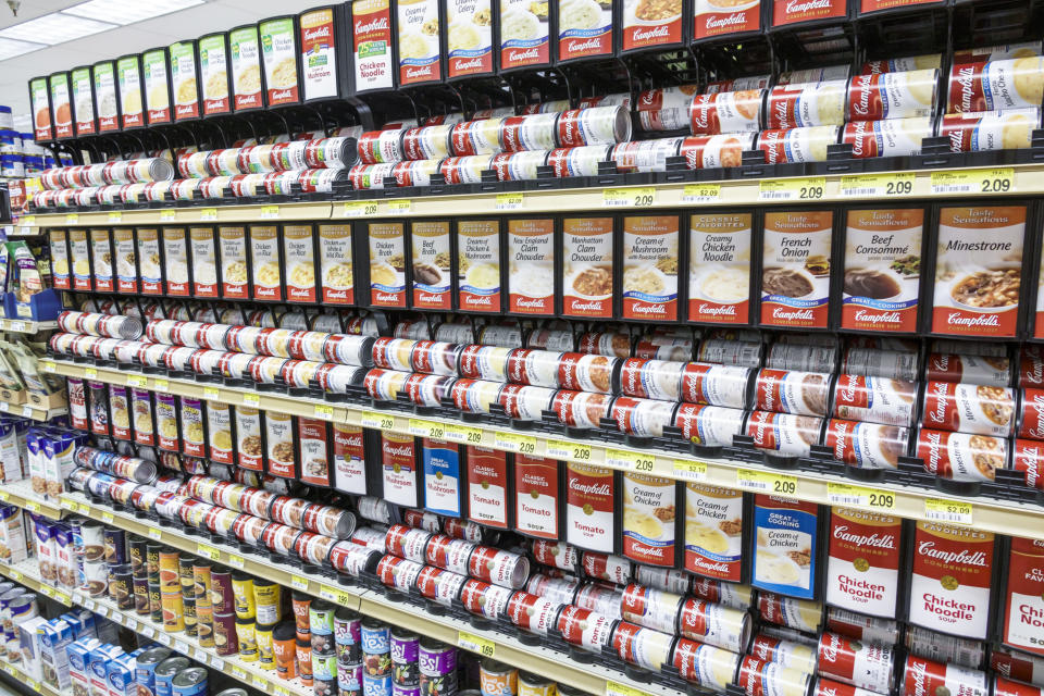 Sanibel Island, Jerry's Foods, grocery store, canned soup aisle. (Photo by: Jeffrey Greenberg/Education Images/Universal Images Group via Getty Images)