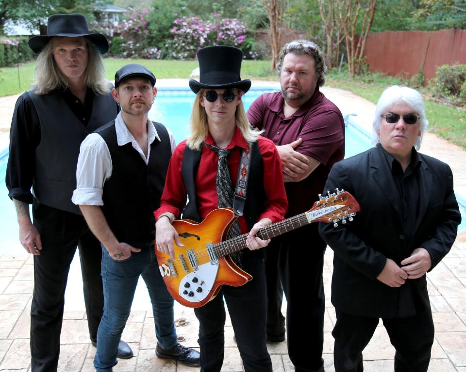 Tom Petty & the Heartbreakers tribute act The Wildflowers will perform Saturday at Vinyl Music Hall.