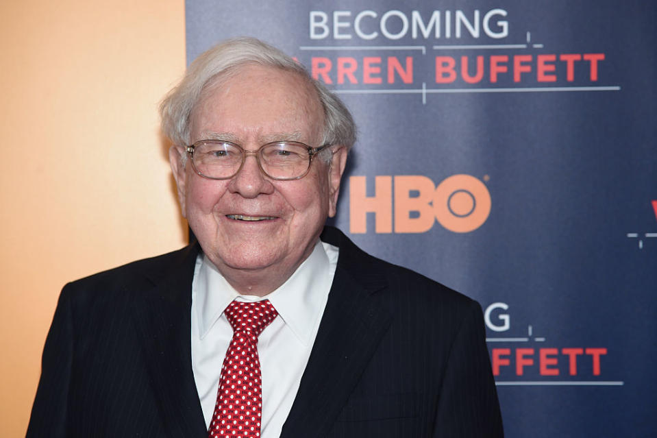 <p>No. 3: Columbia University<br>Known UHNW alumni: 578<br>Combined wealth: $307 billion<br>Former grad and chairman of Berkshire Hathaway Warren Buffett is seen here.<br>(Photo by Jamie McCarthy/Getty Images) </p>