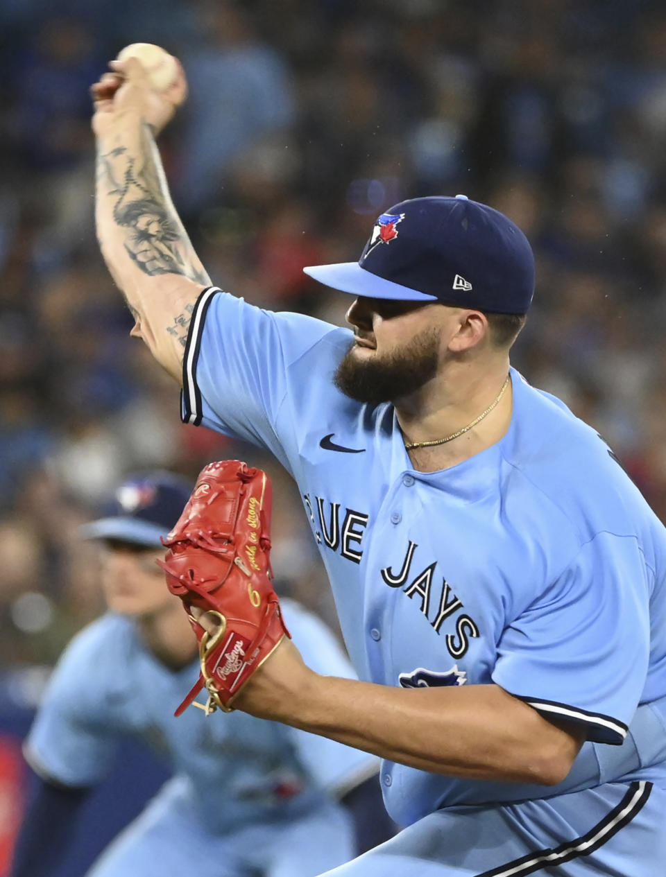 Toronto Blue Jays starting pitcher Alek Manoah throws to a Baltimore Orioles batter in first-inning baseball game action in Toronto, Sunday, Sept. 18, 2022. (Jon Blacker/The Canadian Press via AP)