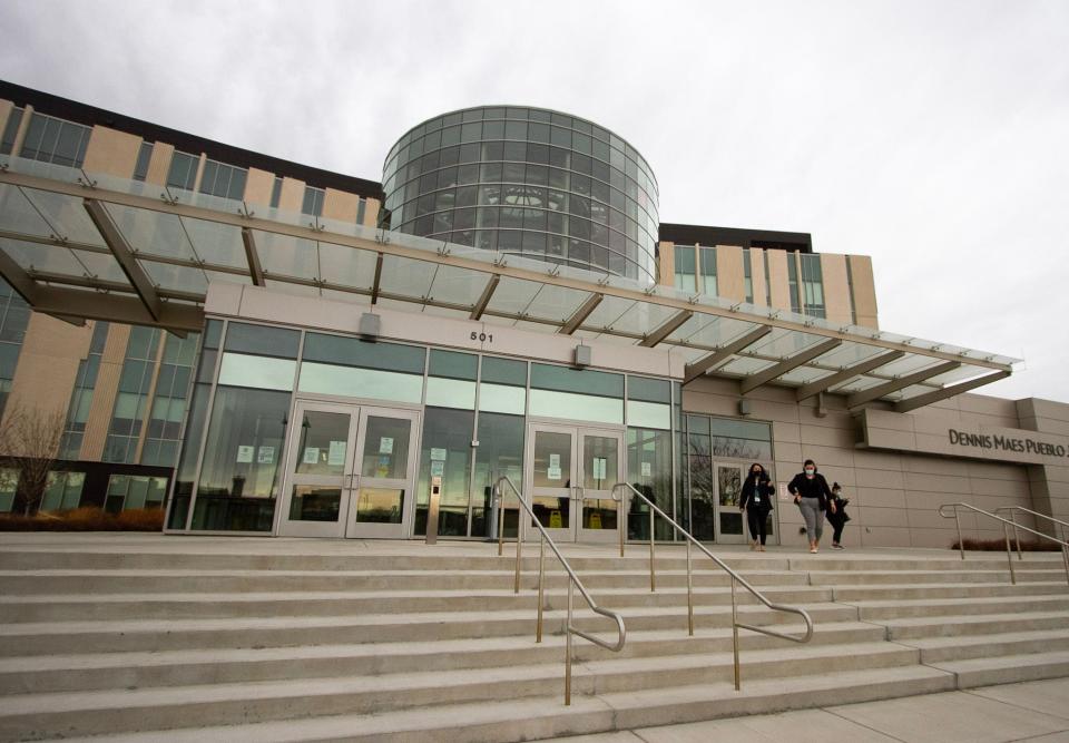 The Dennis Maes Judicial Building is located at 501 Elizabeth Street.