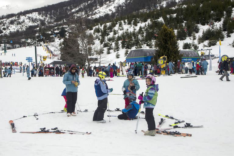 Turistas argentinos y extranjeros invadieron Bariloche y sus paseos tradicionales