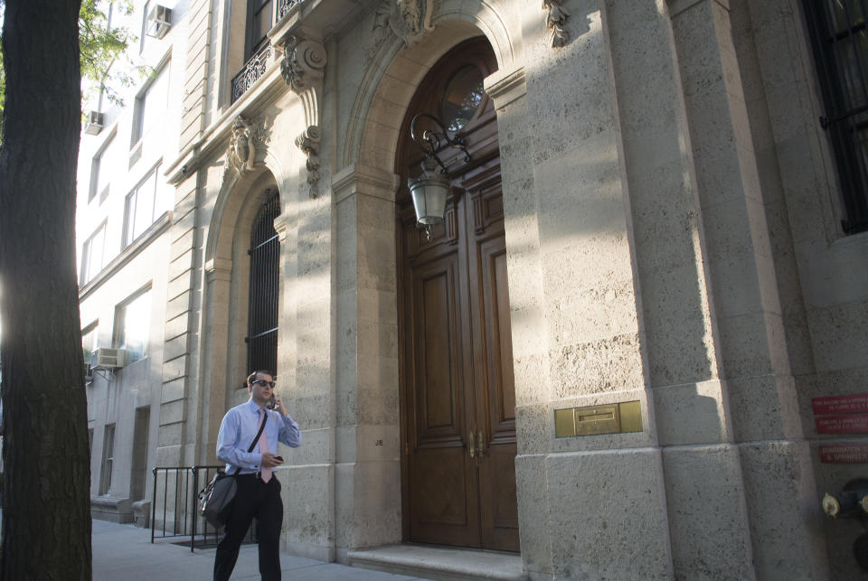 Esta residencia se puede adquirir por 88 millones de dólares. Cabe subrayar que los beneficios de las ventas de ambas mansiones irán destinados a un fondo de compensación económica para las víctimas. (Foto: Bill Tompkins / Getty Images)