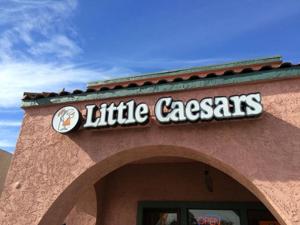<p>"Don’t EVER get the breadsticks at Little Caesar’s. Literally tons of day old butter are painted on to the bread. I’ve seen co workers pick up breadsticks off the ground and put them back in the bag just because they are in a rush." — <em><a href="https://www.reddit.com/r/AskReddit/comments/95ze83/people_who_work_in_fast_food_what_is_one_item/e3xllnf/" rel="nofollow noopener" target="_blank" data-ylk="slk:Nico6001;elm:context_link;itc:0;sec:content-canvas" class="link ">Nico6001</a></em></p>