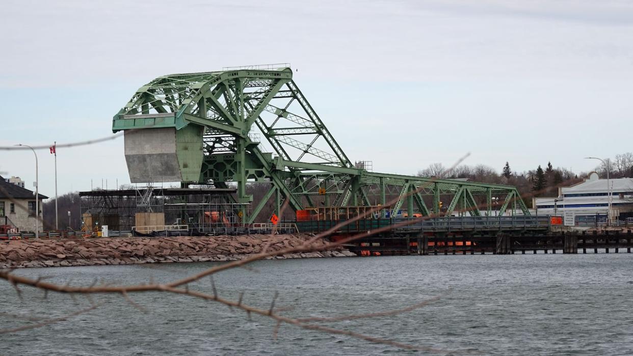 Part of the causeway is a Bascule bridge, which uses a counterweight to let boats through. Public Services and Procurement Canada says an element of the bridge was 'compromised' during construction. (Dan Taekema/CBC - image credit)