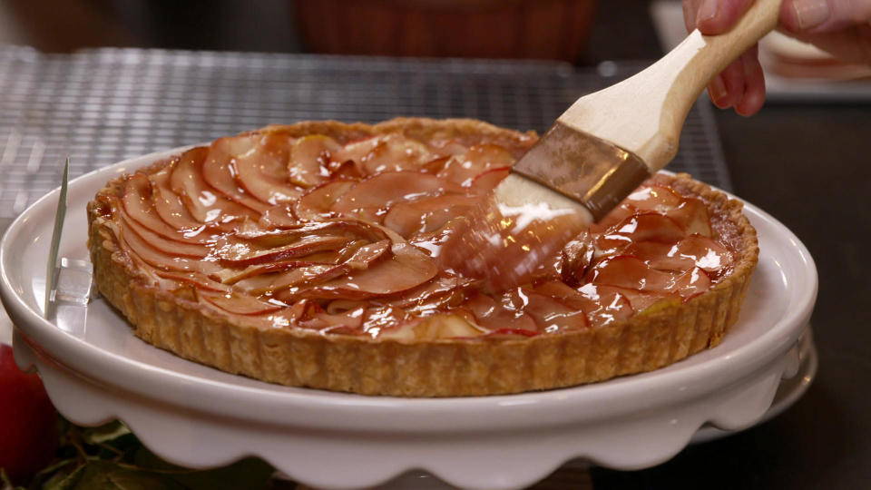 An apple tart from Martha Stewart. / Credit: CBS News