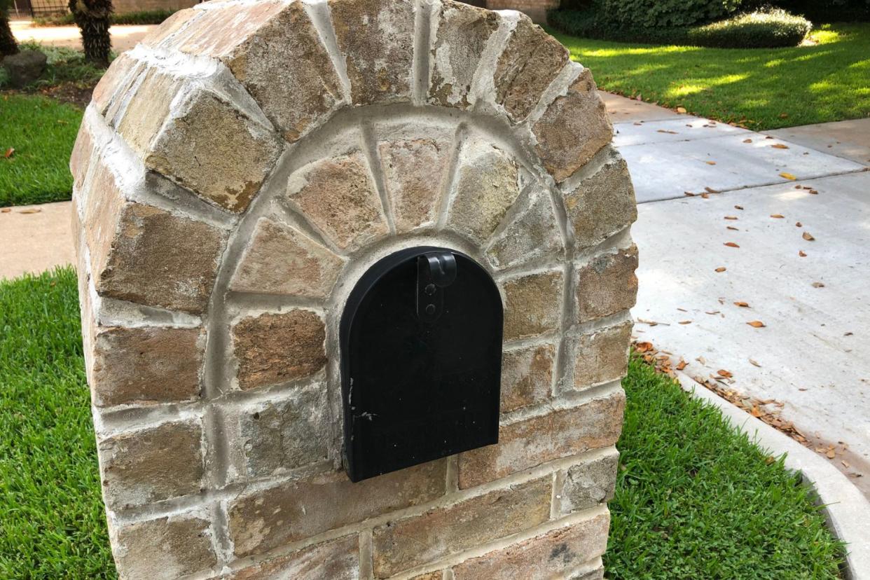 Brick Mailbox Cost