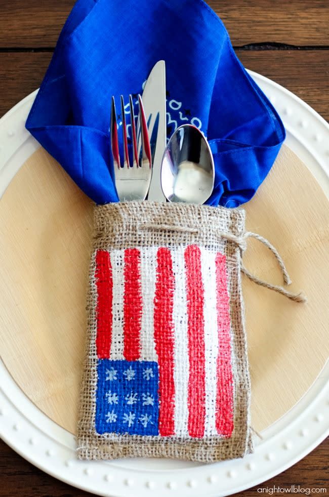 Painted Burlap Place Settings