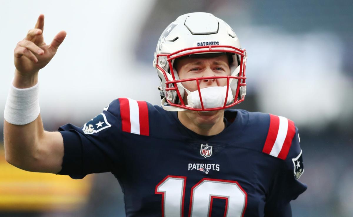 Patriots QB Mac Jones returns to practice after illness