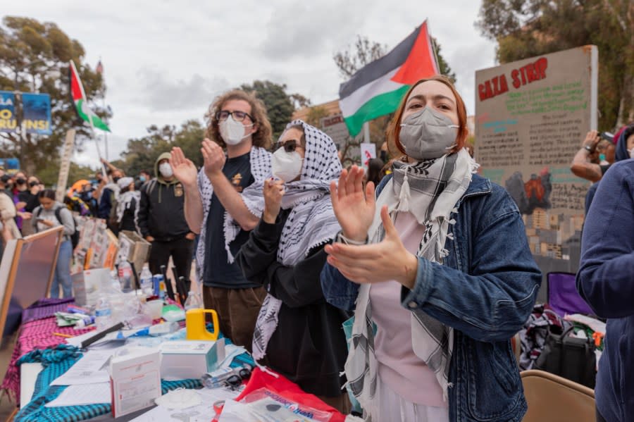 LOS ANGELES, CALIFORNIA – APRIL 25: Pro-Palestinian students gather to protest against Israeli attacks on Gaza at University of California (UCLA) in Los Angeles, California, United States on April 25, 2024. (Photo by Grace Hie Yoon/Anadolu via Getty Images)