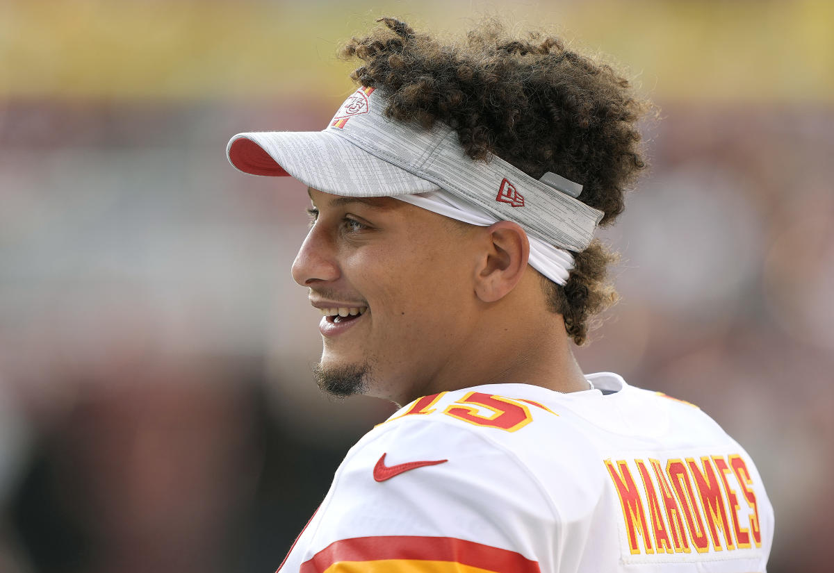 Kansas City Chiefs Megastar Patrick Mahomes Launches His Own Line Of Oakley  Eyewear