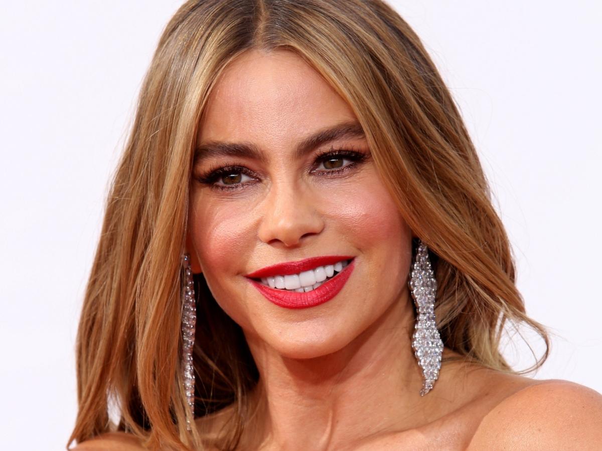 Sofia Vergara Says She Feels Her Best With Full Hair and Makeup