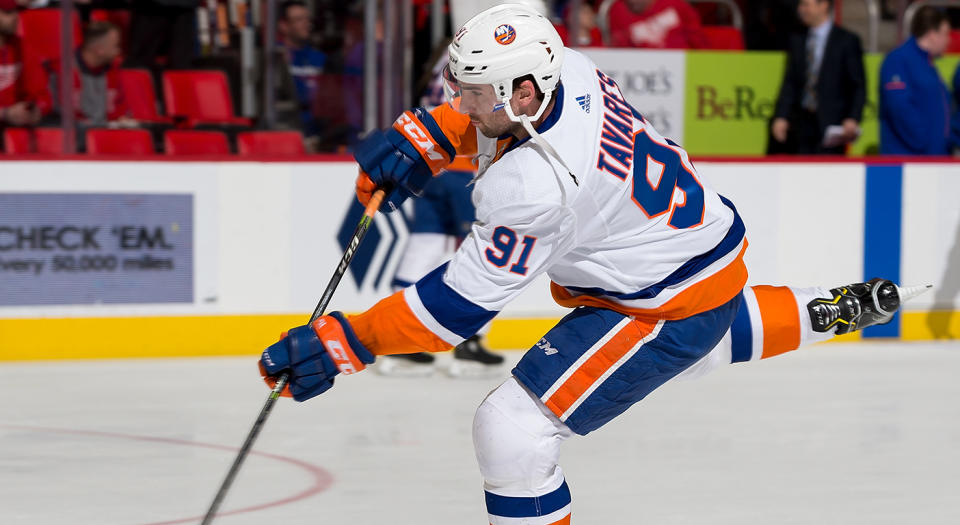 Would joining the Sharks being the fastest route to the Cup for John Tavares? (Photo by Dave Reginek/NHLI via Getty Images)