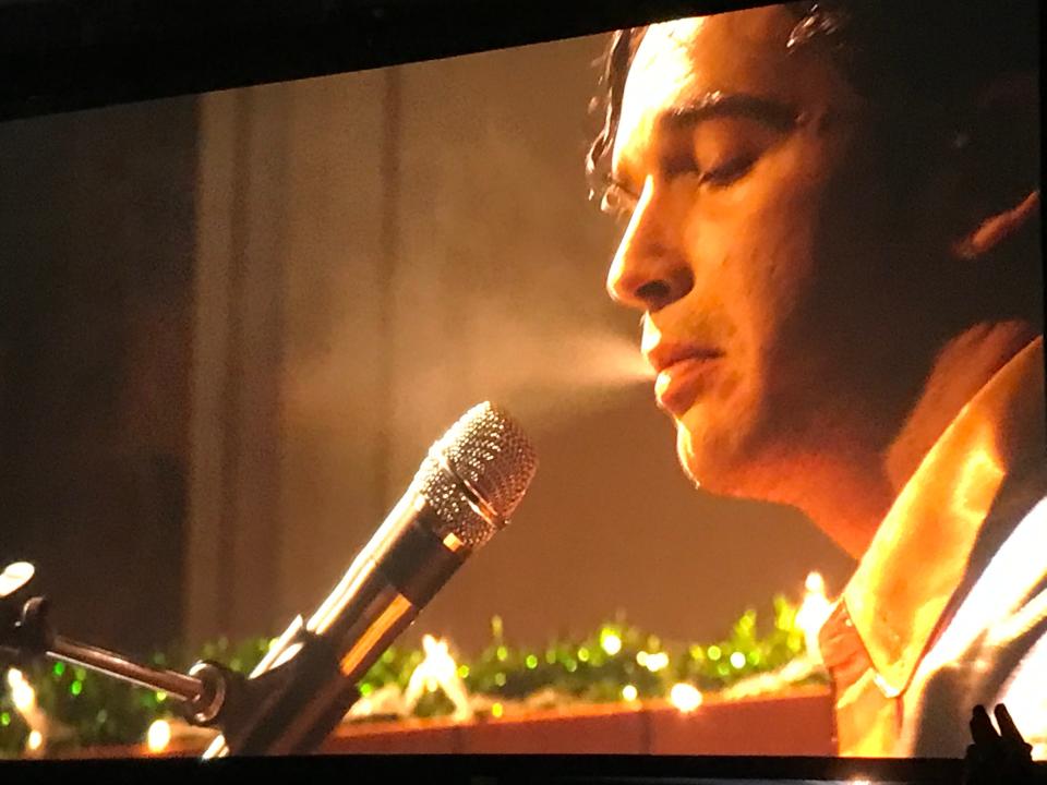 Video screen shot of Matty Healy at UPMC Events Center.