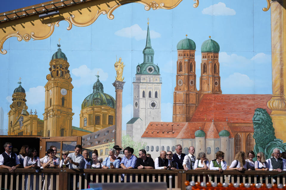 Beer and merriment flow at the 189th Oktoberfest in Munich