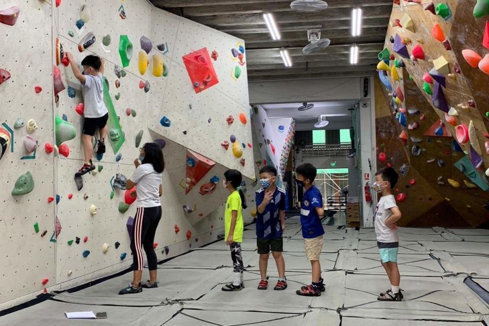 Climbing Gyms - Kinetics Climbing