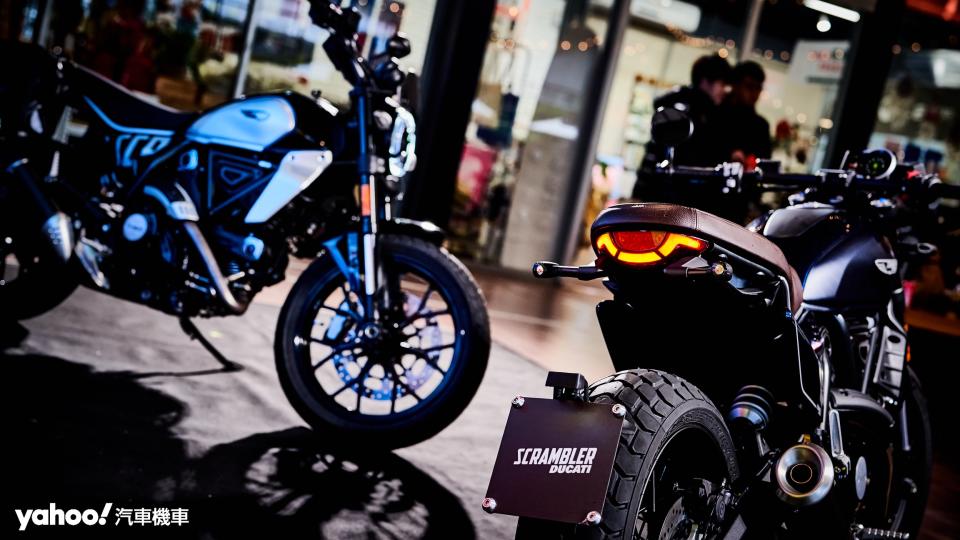 更具侵略性的車尾設計搭配全新LED尾燈造型讓Scrambler Ducati從頭到尾依舊迷人。