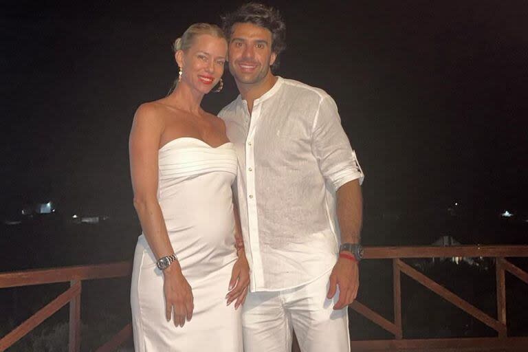 Manu Urcera y Nicole Neumann esperan su primer hijo juntos (Foto Instagram @nikitaneumannoficial)