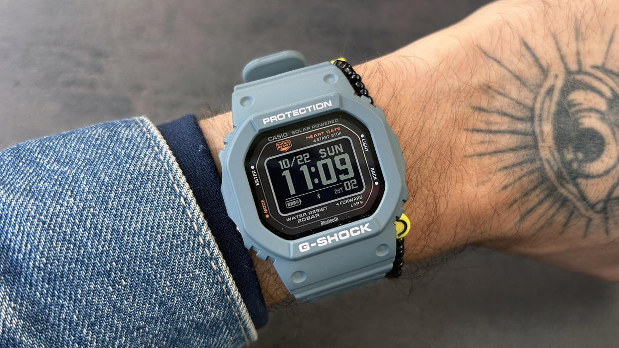  Casio G-Shock DW-H5600 review. 