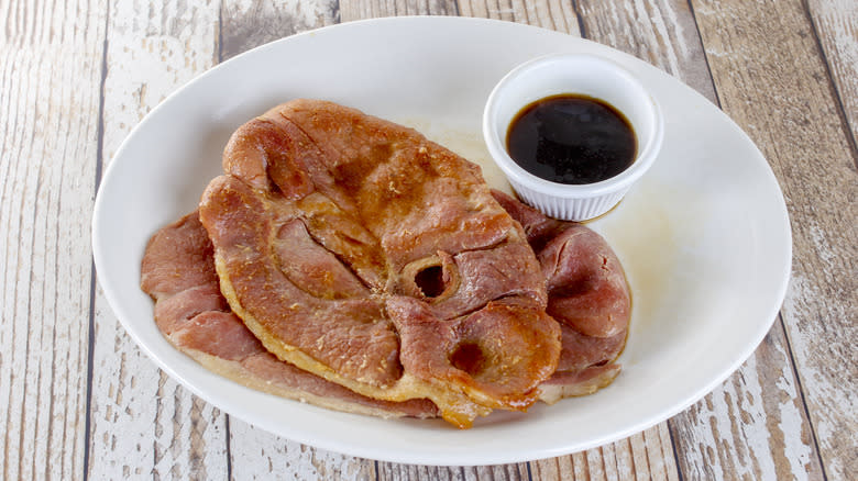 Country ham and red-eye gravy