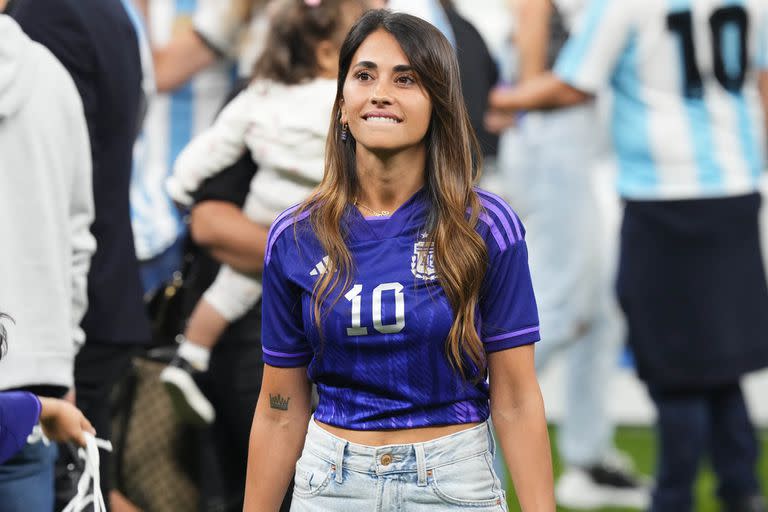 El detalle del look de Antonela Roccuzzo en el partido Argentina-Panamá que sorprendió a los hinchas: ¿Y la cábala?