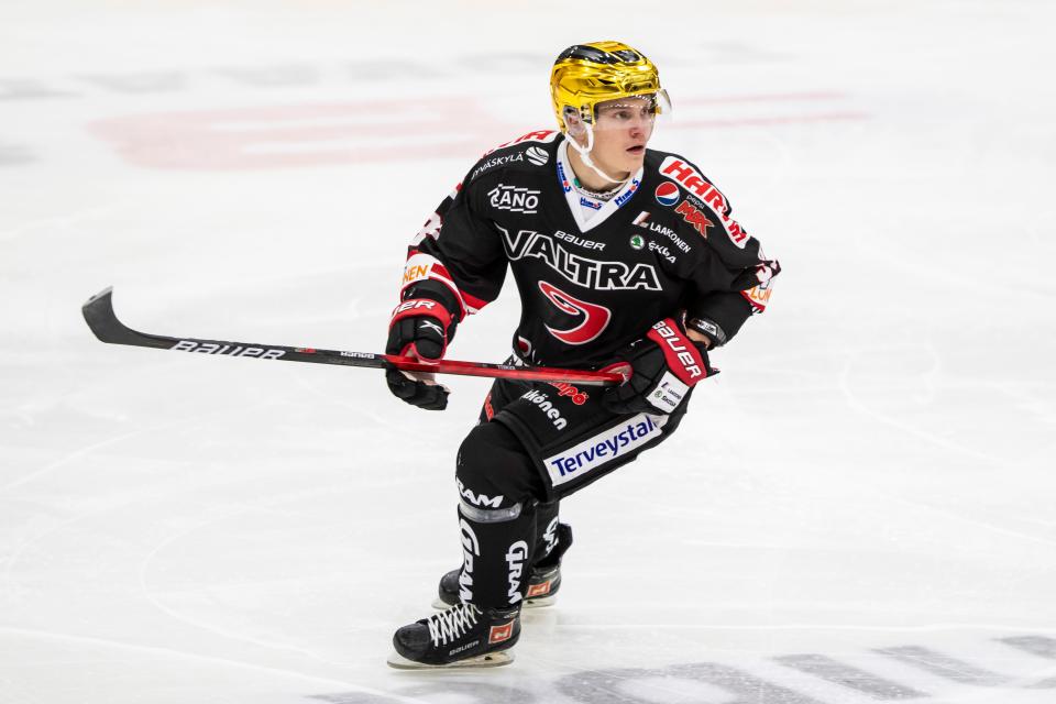 Finnish forward Joakim Kemell could be available when the Blue Jackets pick at No. 6. He scored 15 goals in 39 games as a rookie last season for JYP in Finland's top professional league (Liiga).