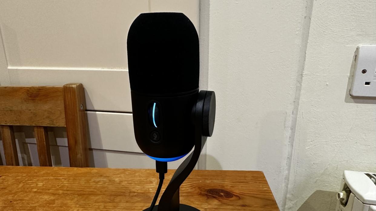  Logitech Yeti GX. 