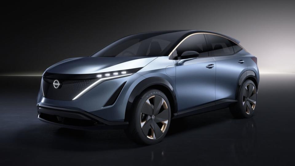 Nissan Ariya concept crossover EV