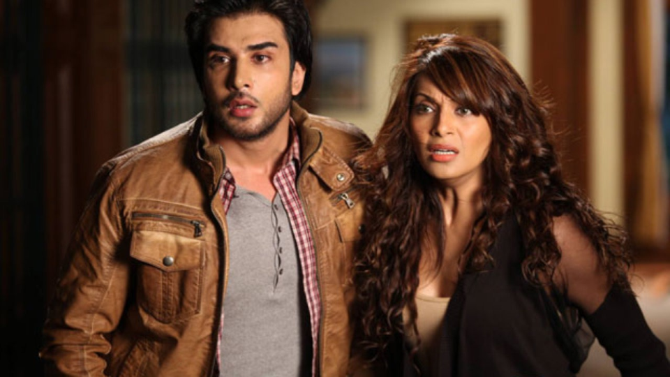 Creature 3D - Another one directed by Vikram Bhatt, another one starring Bipasha Basu – Do I need to continue? Bipasha needs to realize the days of Raaz are over and are not coming back. The only good thing about this movie was the rain song, the rest, just ignore, including that Bramharakshas – what a joke!!!