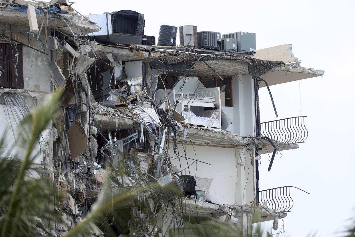 SURFSIDE FL - JUNE 26: General view of the collapsed condo as building tenants remain missing after condo collapse in Surfside on June 26, 2021 in Miami, Florida. Credit: mpi34/MediaPunch /IPX