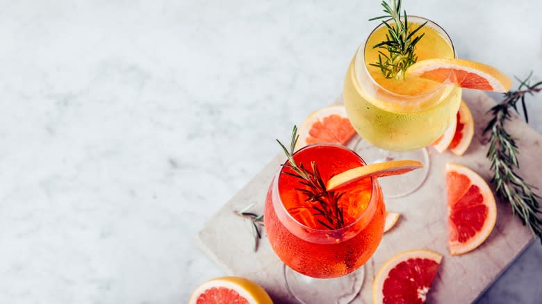 Spritz cocktails with grapefruit