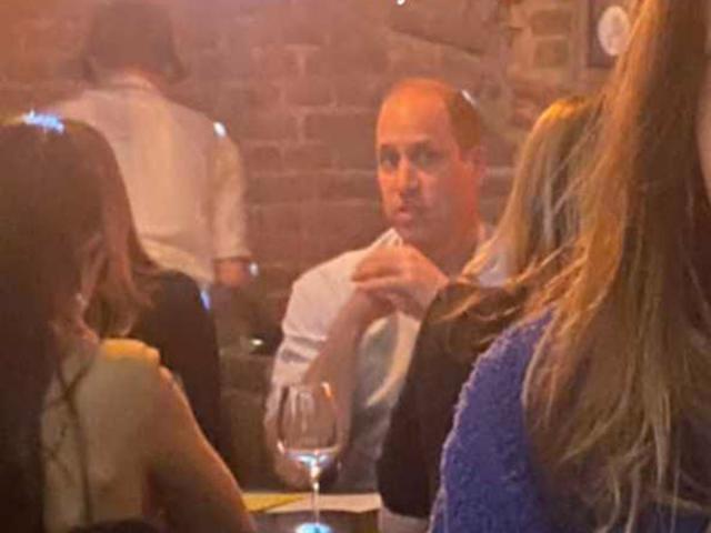 Prince William dines with patrons at the Butero Bistro in Warsaw, Poland (ewa_wysocka)