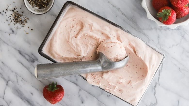 strawberry gelato with scoop