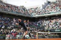 Andy Murray of Britain serves to Facundo Arguello of Argentina during their men's singles match at the French Open tennis tournament at the Roland Garros stadium in Paris, France, May 25, 2015. REUTERS/Gonzalo Fuentes