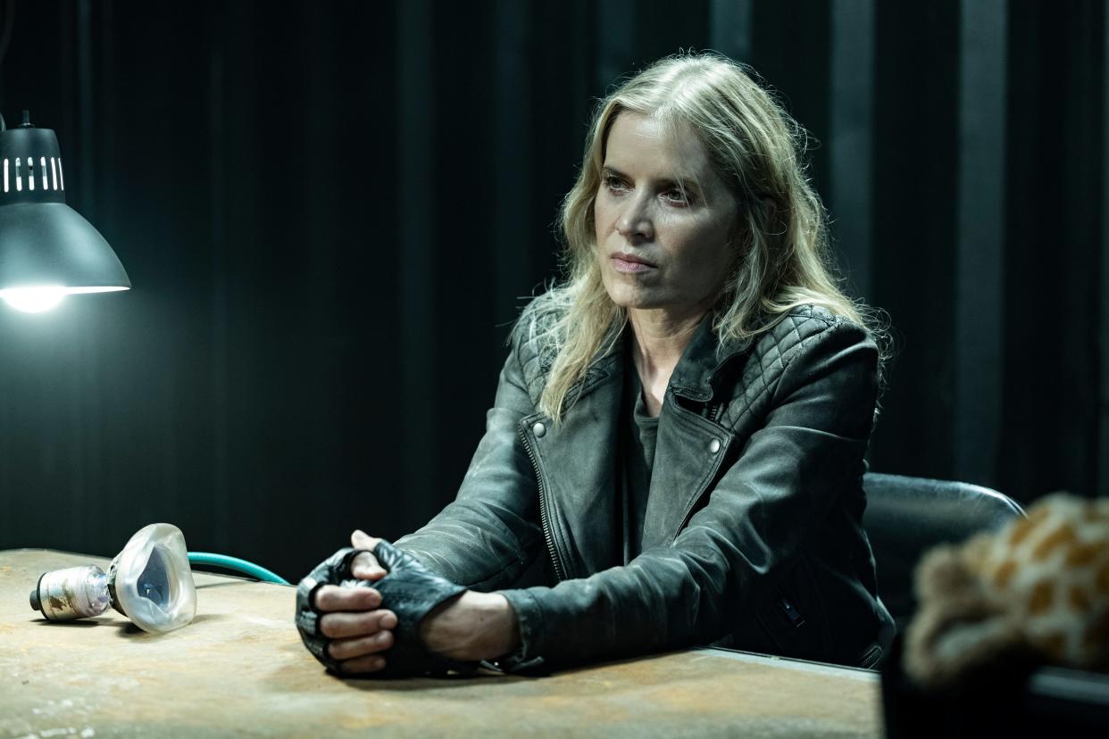 FearTWD 716 Kim Dickens